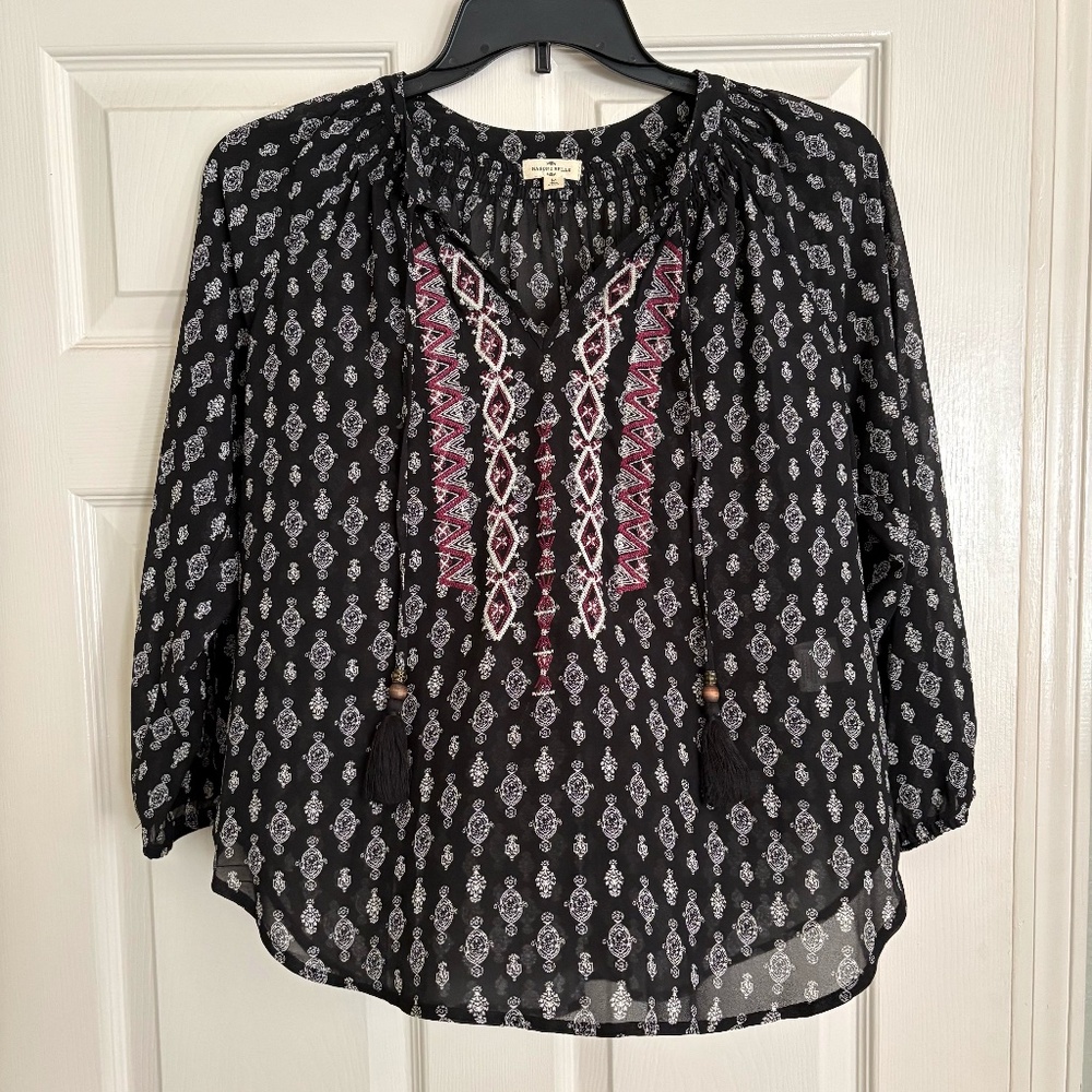 Mason and Belle _ Black Top with Tassels _ Women's Size Medium